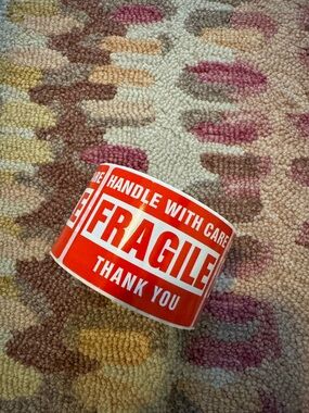 Fragile Handle With Care Warning Label Roll - Red/White 500/Roll 2x3